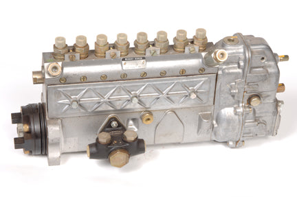 International 1568 Tractor Pump